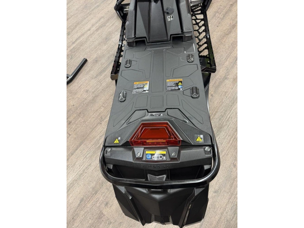 2026 Polaris Prostar S4 Indy Xc 137 Gloss Black / Blue Dusk alt