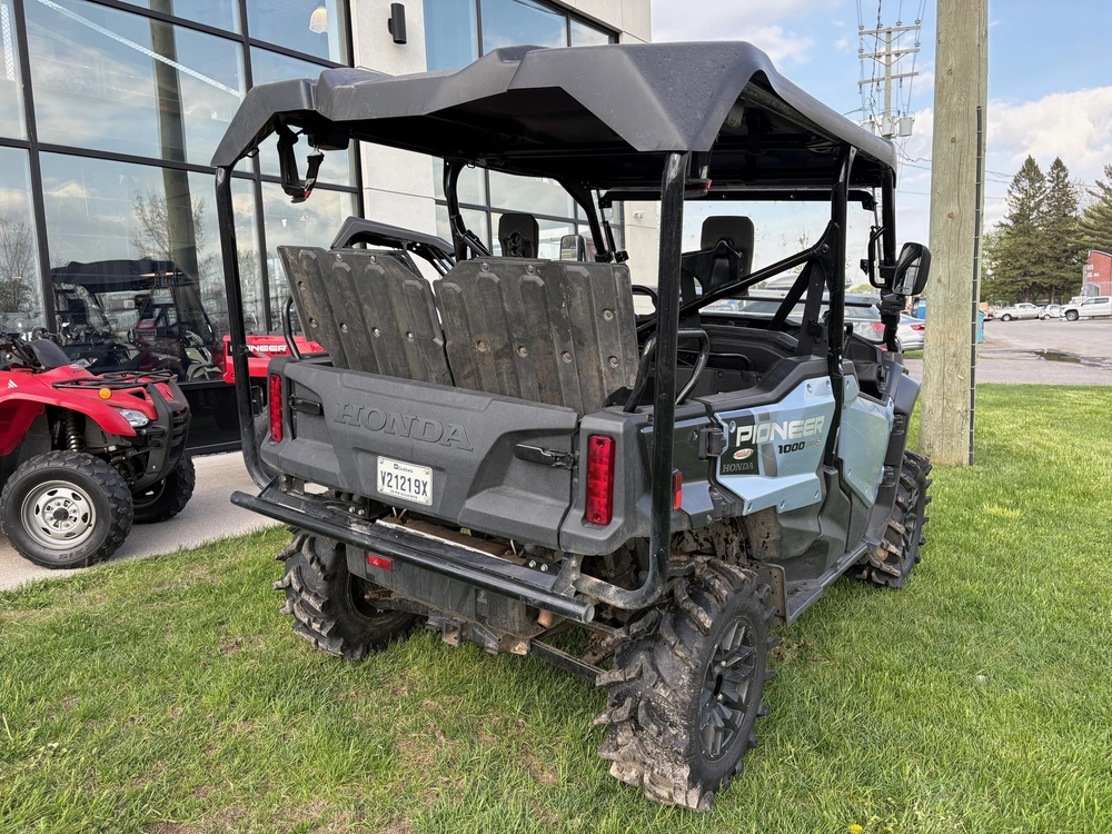 Honda Pioneer 1000 Deluxe 2200 Km 2024 alt