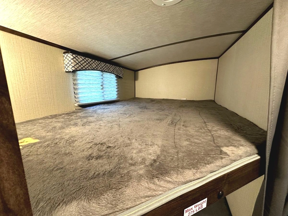 2020 Cruiser Rv Embrace El275 alt