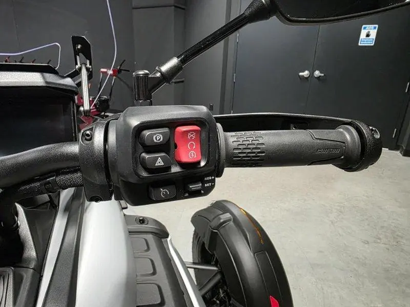 2025 Can-Am SPYDER CANYON XT thumbnail 13