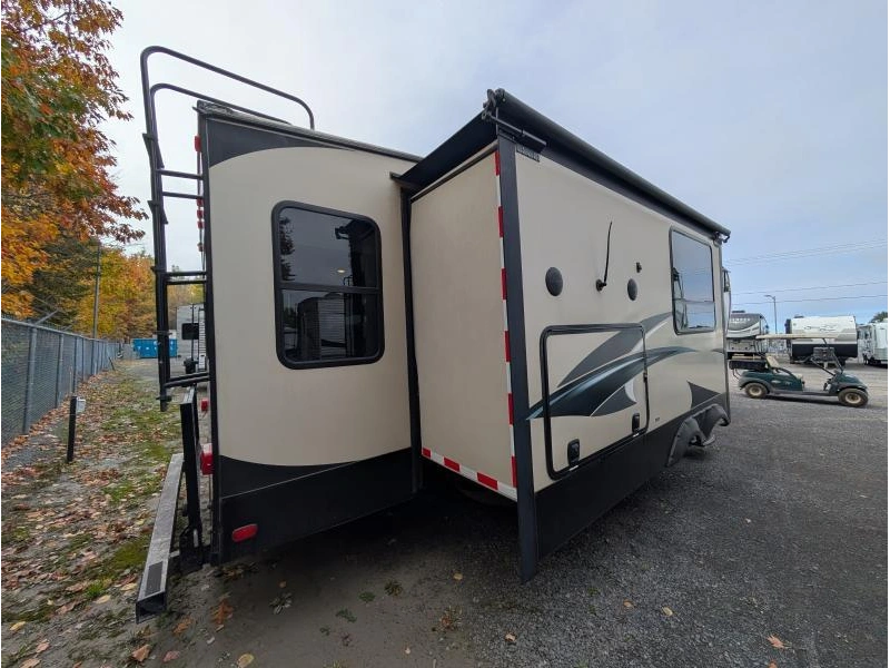 Coachmen Chaparral 29rls 2016 alt