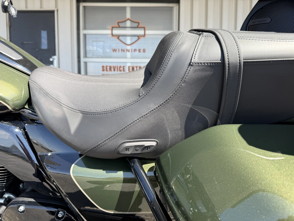 2026 Harley-davidson Street Glide Limited alt