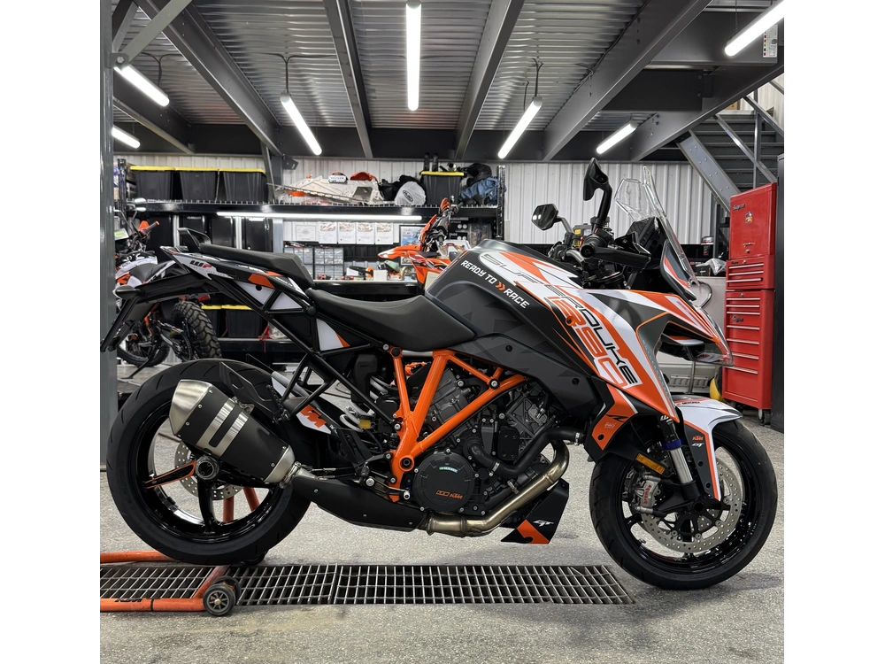 Ktm 1290 Duke Gt 2024 alt