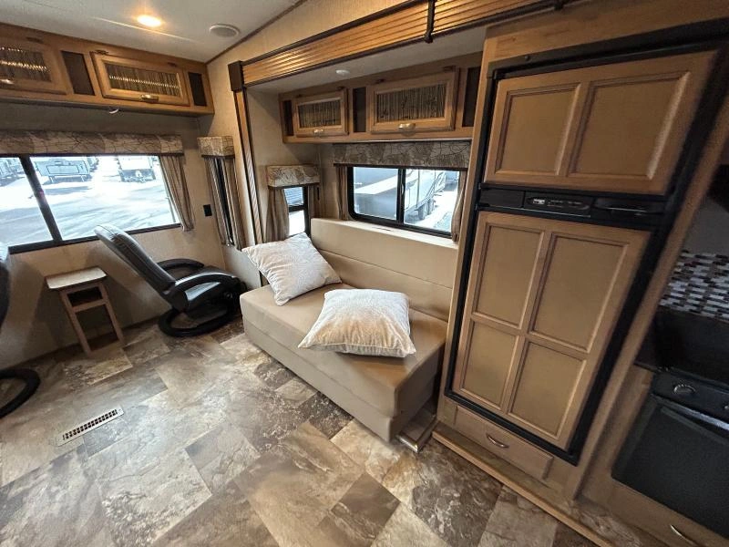 Crossroads Cruiser 28se 2016 alt