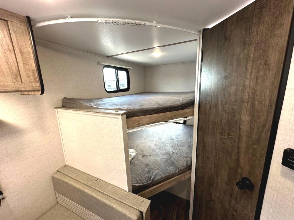 Gulfstream 197bh Amer-lite 2024 alt