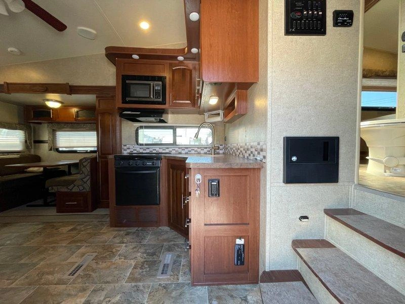 Forest River Rockwood Signature 8265ws 2016 alt