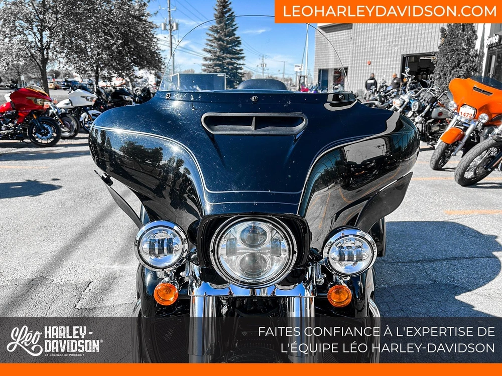 Harley-davidson Flhtcutg Tri Glide Ultra 2022 alt