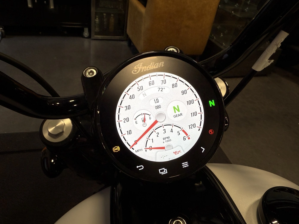 2026 Indian Motorcycle Chief Bobber Dark Horse alt