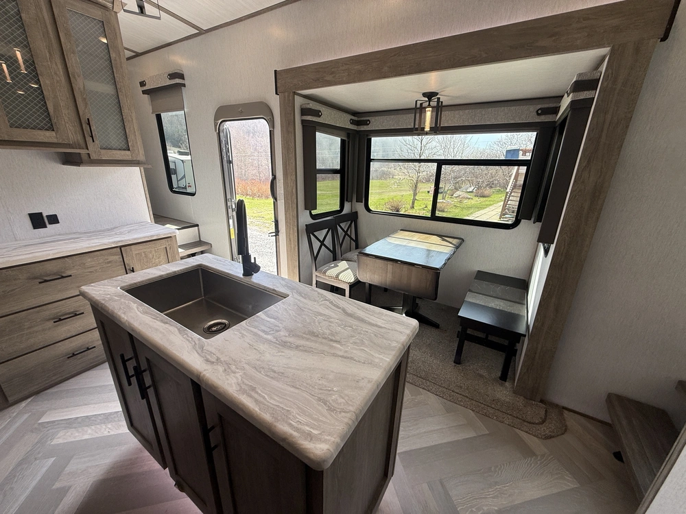 Wildwood 372rd 2022 alt
