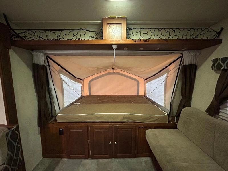 2014 Forest River Flagstaff Shamrock 233ss alt