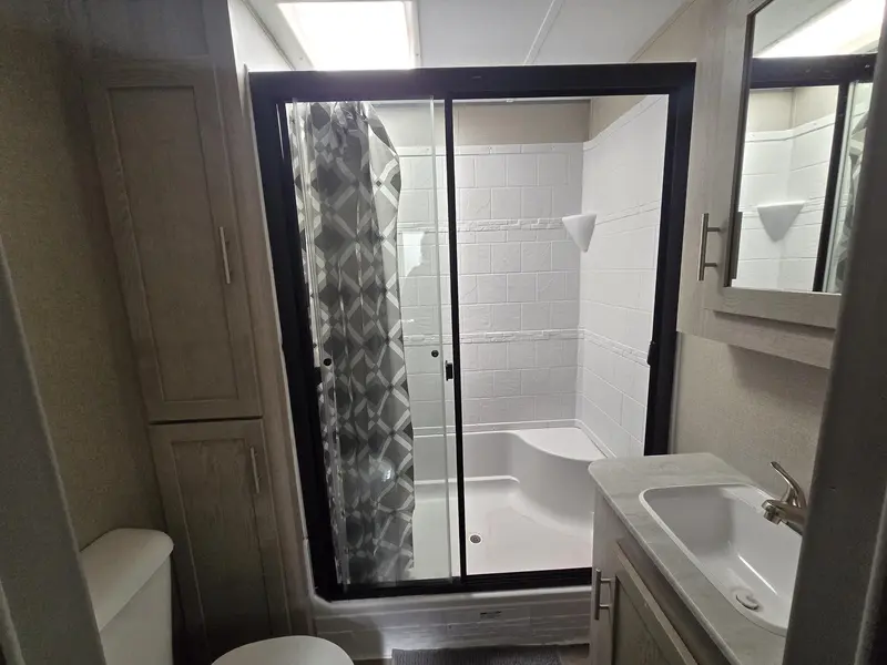 2023 Coachmen Catalina 39FKTS thumbnail 16