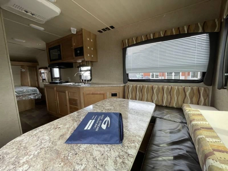 2018 Gulfstream Matrix 22uld alt