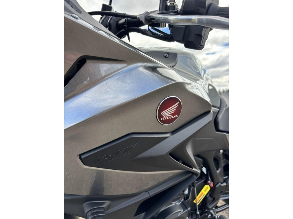 2026 Honda Nt1100 alt