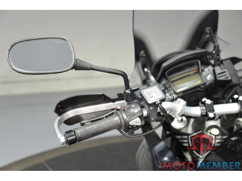 2016 Honda Vfr1200x alt