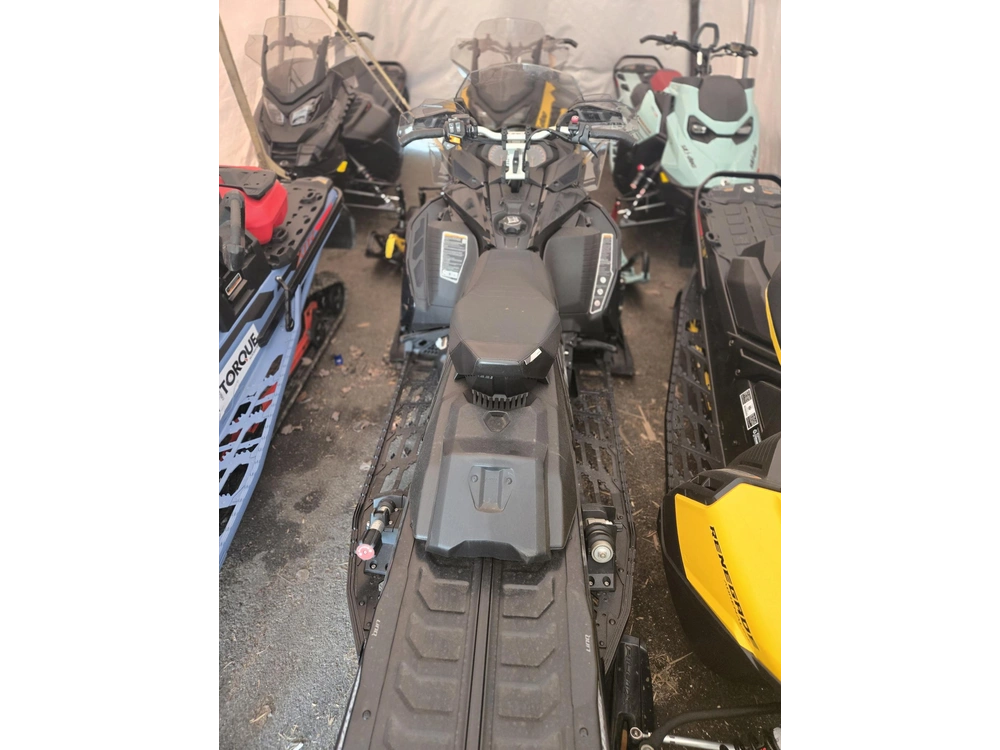 Ski-doo Sm Renegade Xrs 850 Etec-e Ic-q B/b/b 19 850 E-tec® 2019 alt
