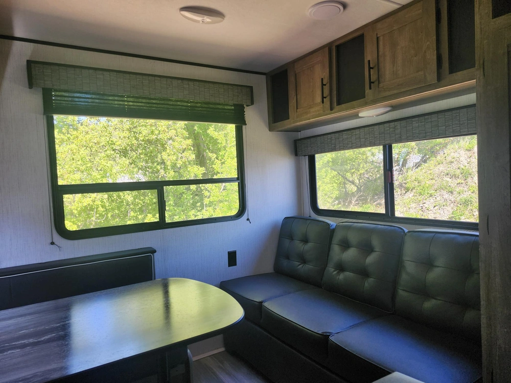 Heartland Rv Pioneer 210 Rd 2022 alt
