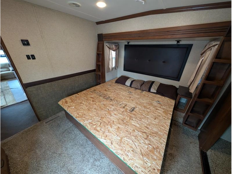 Heartland Gateway 3200rs 2015 alt