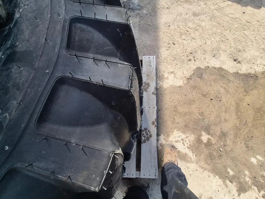 TITAN 25X8.5-14 43X16-20 2025