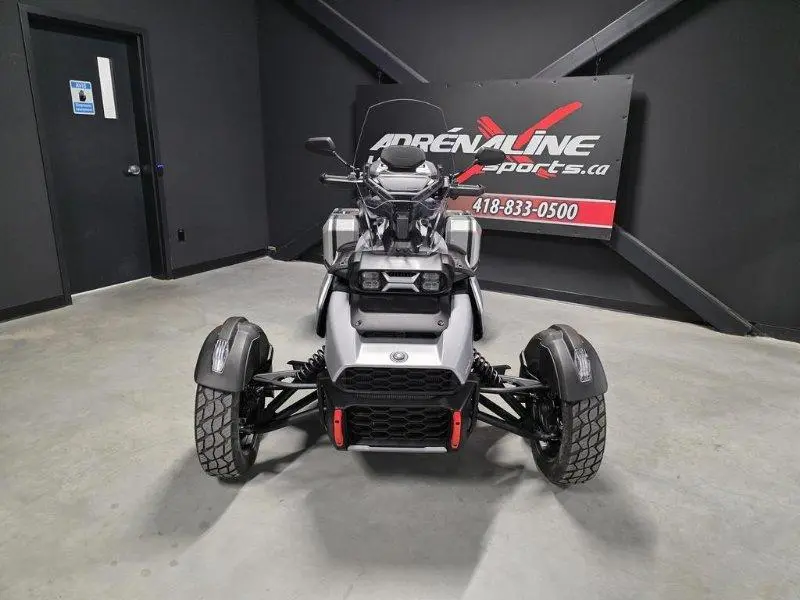 2025 Can-Am SPYDER CANYON XT thumbnail 2