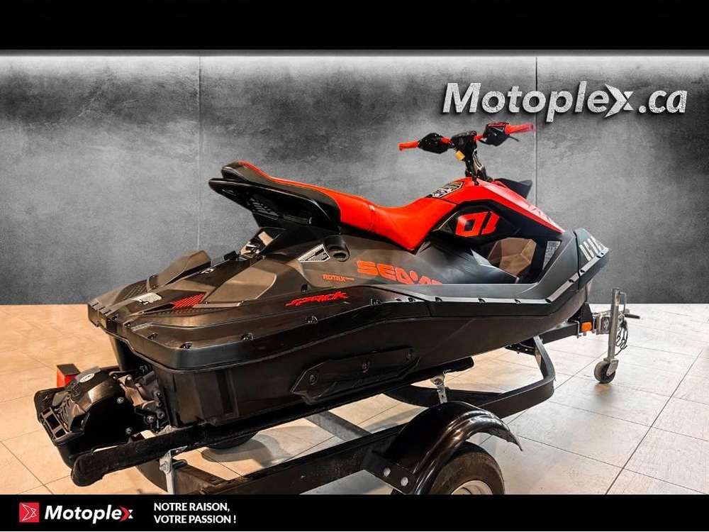 2022 Sea-doo Spark Trixx 3up alt