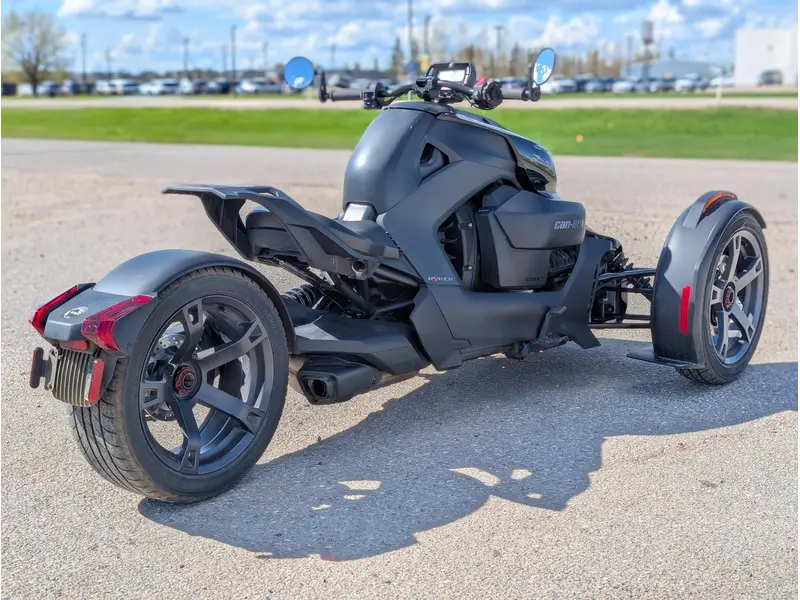 2021 Can-Am Ryker 900 thumbnail 3