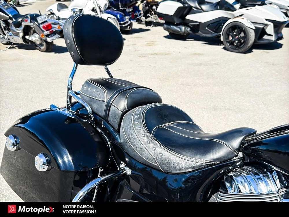 2019 Indian Motorcycle Springfield alt