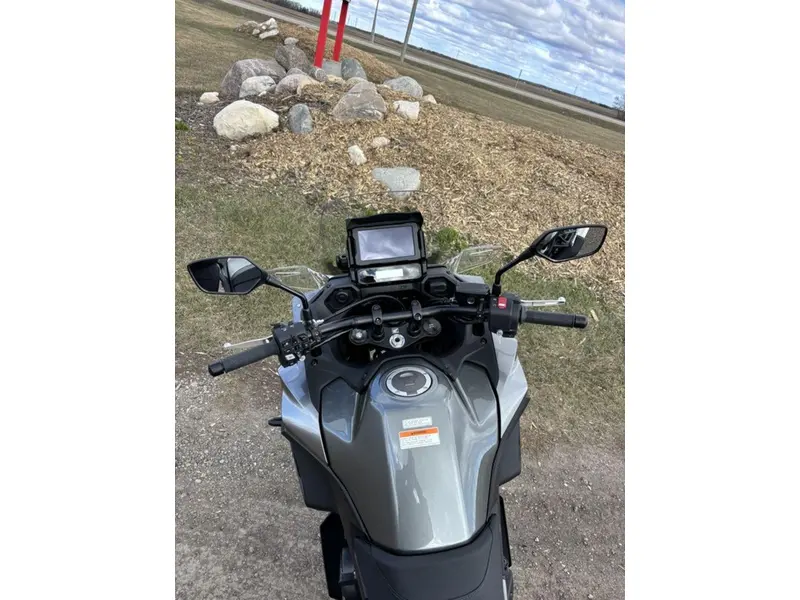 2026 Honda NT1100 thumbnail 9