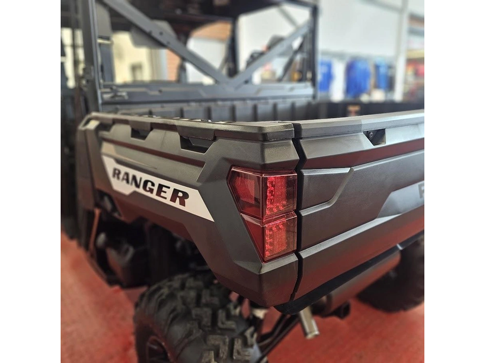 2025 Polaris Ranger Crew 1000 Premium alt