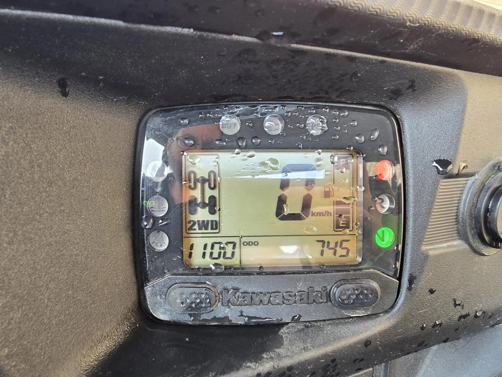 2019 Kawasaki Teryx Camo alt