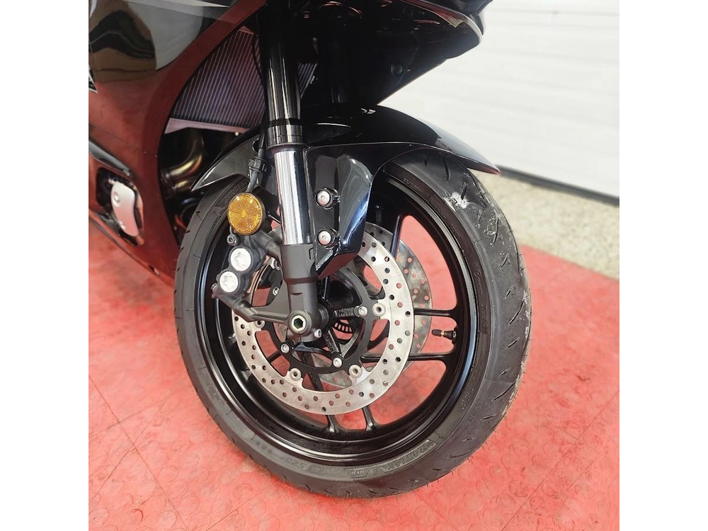 2026 Yamaha Yzf R7 alt