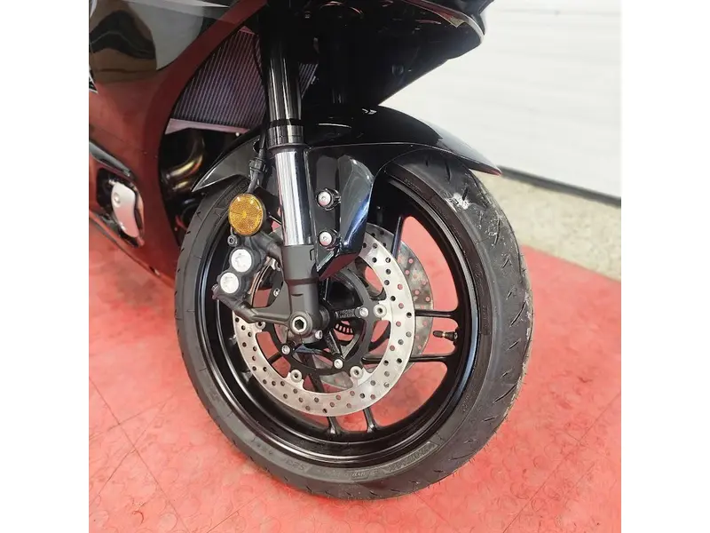 2026 Yamaha YZF R7 thumbnail 6