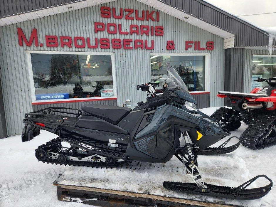 Polaris Prostar S4 Voyageur Sp 146 Moteur 4 Temps 2026 alt