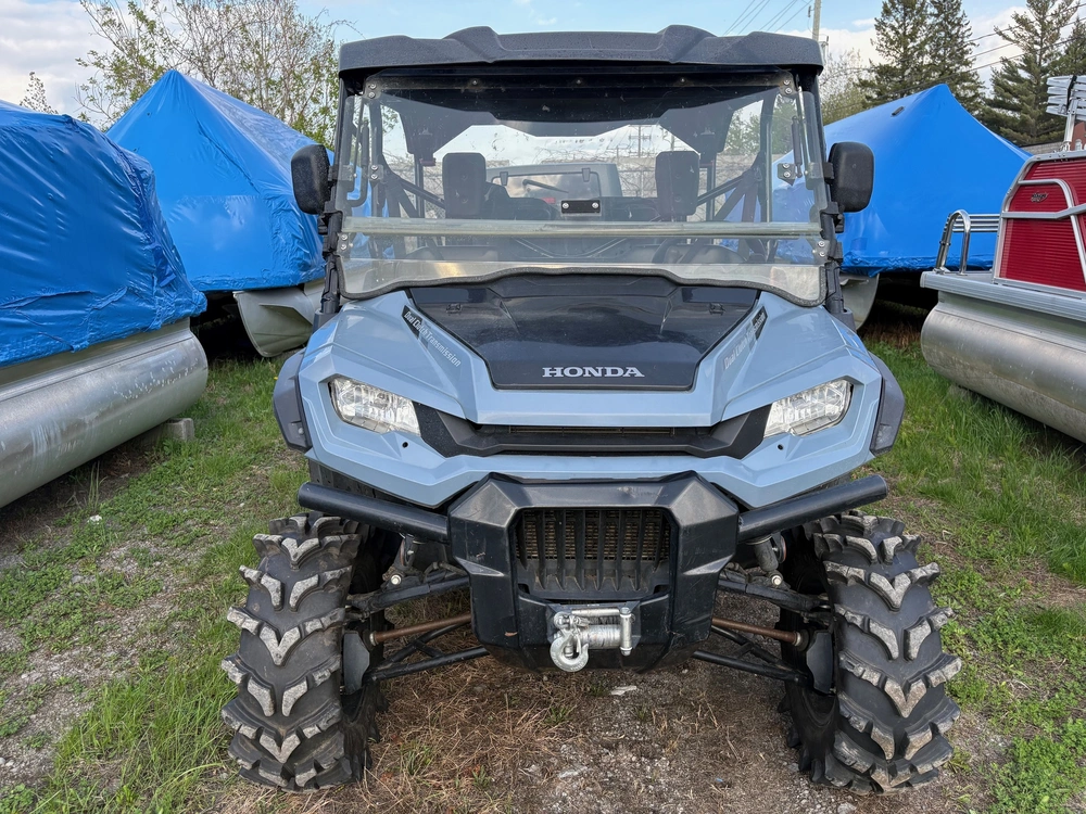 Honda Pioneer 1000 Deluxe 2200 Km 2024 alt