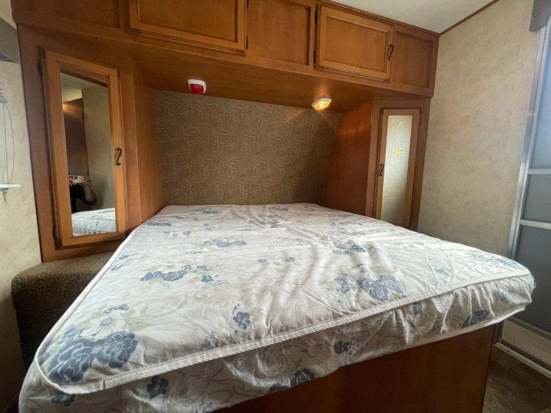 Coachmen Apex 278rls 2013 alt