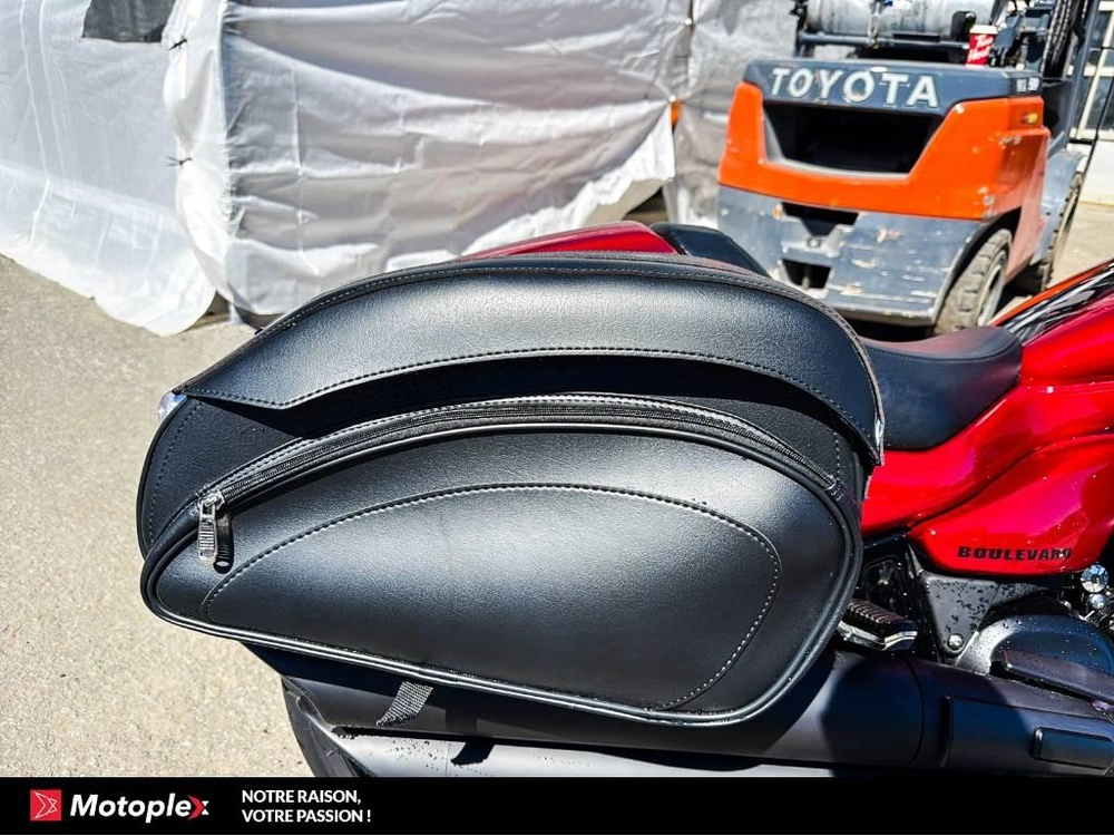 Suzuki M109r 2023 alt