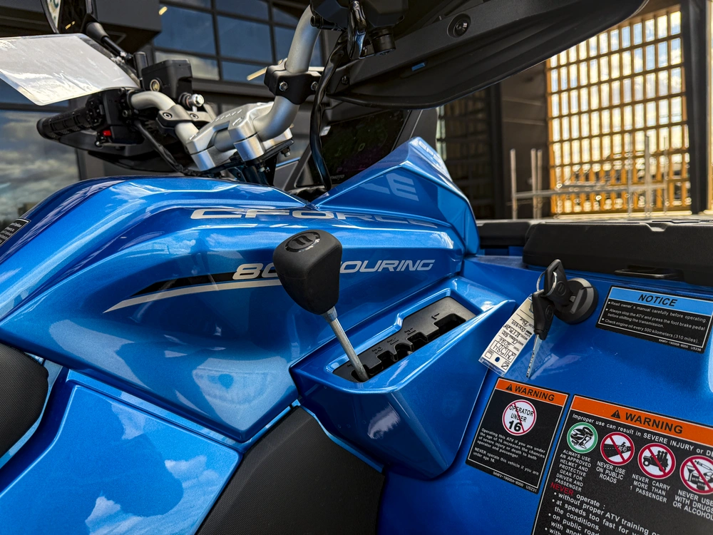 2026 Cfmoto Cforce 800 Touring alt