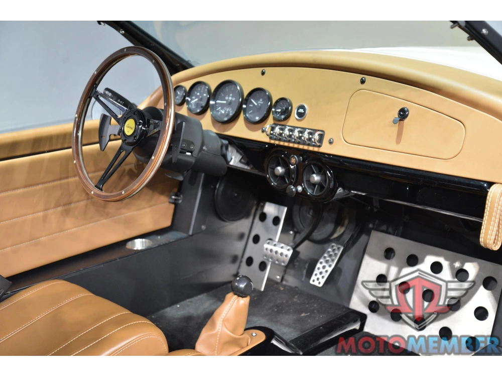 2023 Vanderhall Carmel Gt alt