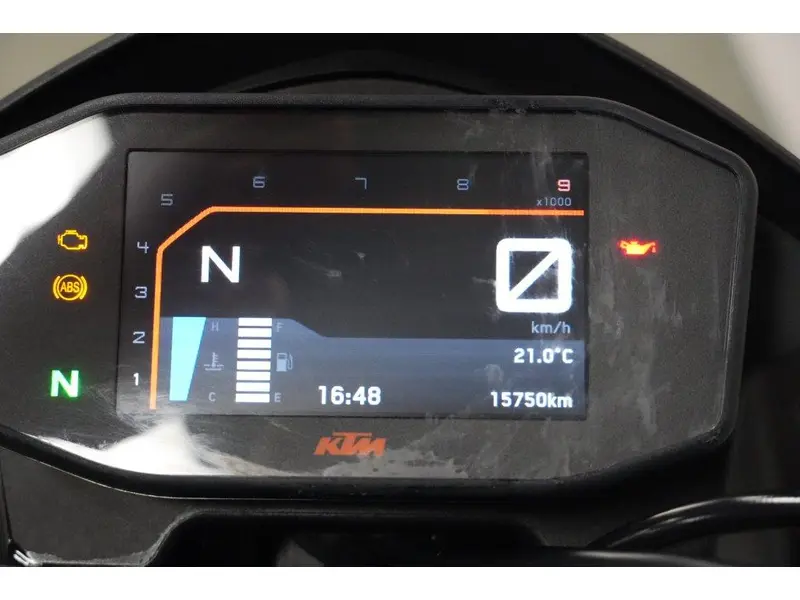 2018 KTM 690 DUKE thumbnail 6