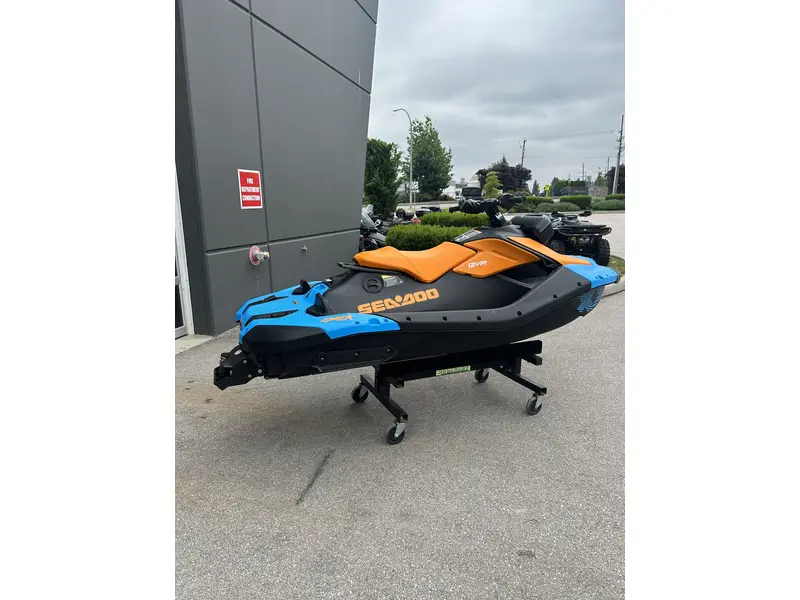 2026 Sea-Doo SPARK™ 1UP TRIXX 90 (Sound system)