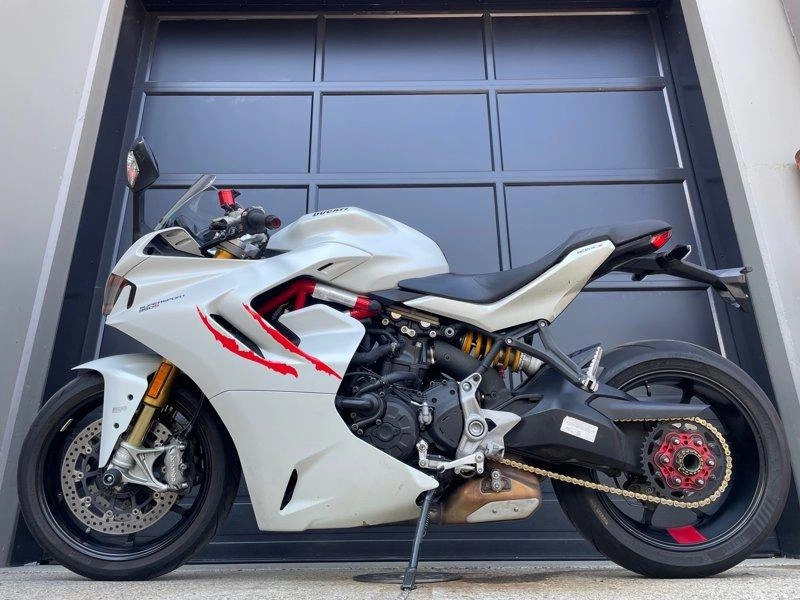 2021 Ducati Supersport S 950 alt