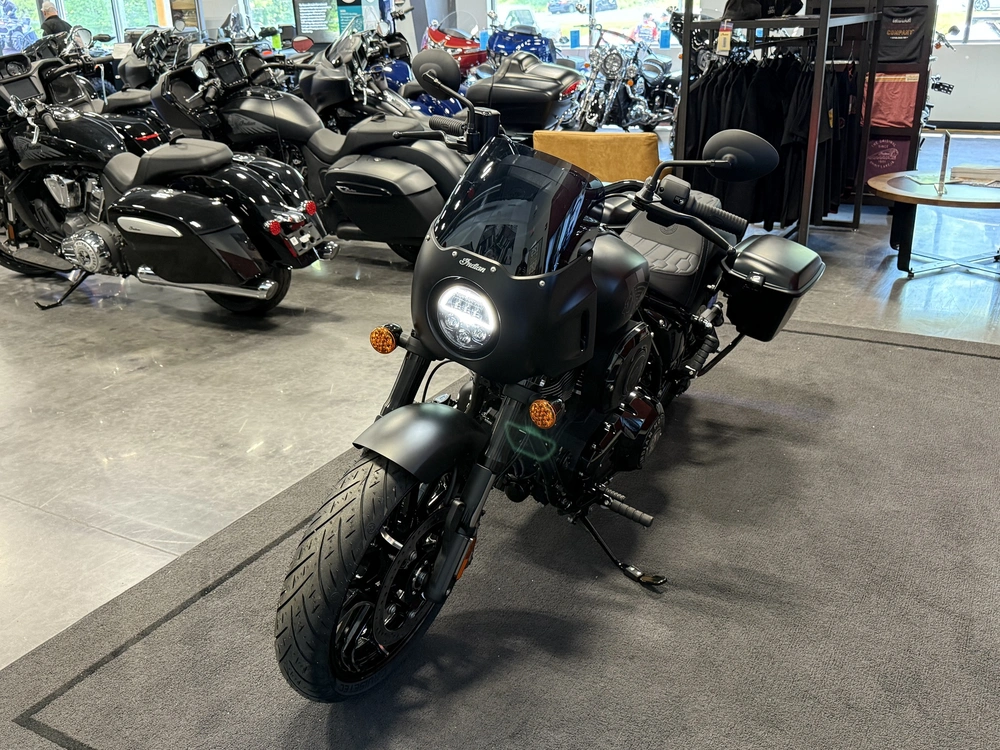 2026 Indian Motorcycle Sport Chief Rt alt