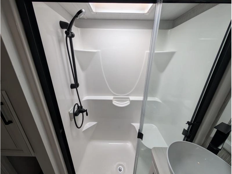 Keystone Rv Montana 3857br 2023 alt