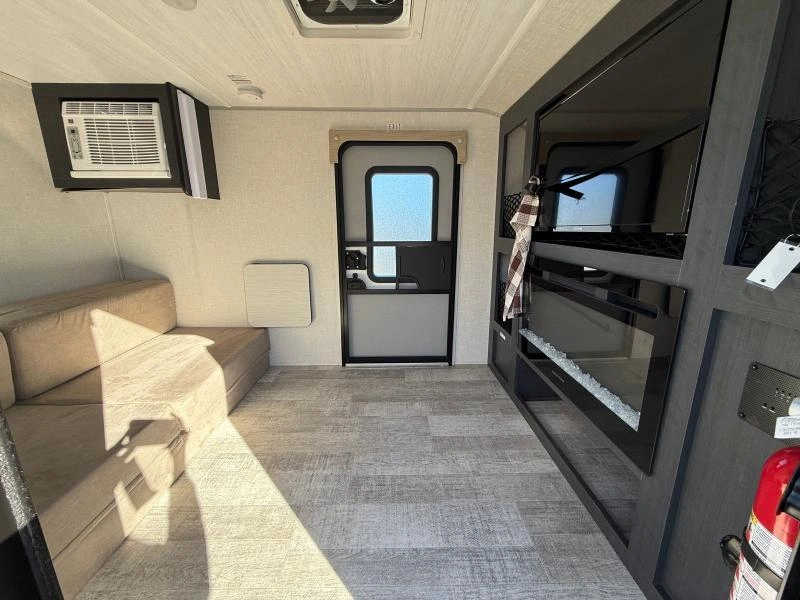 Forest River R-pod 107c 2024 alt
