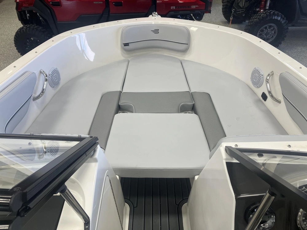2024 Bayliner Vr4 Bowrider alt