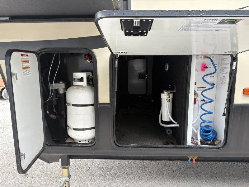 Keystone Rv Montana 380th 2018 alt