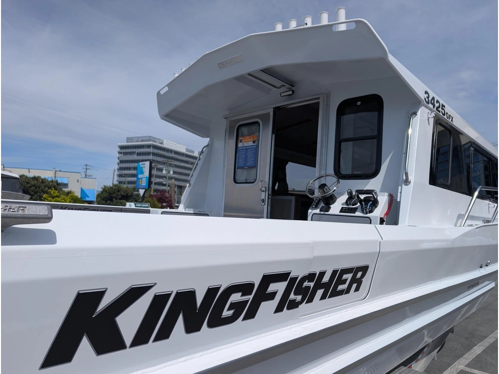 2026 Kingfisher 3425 Gfx alt