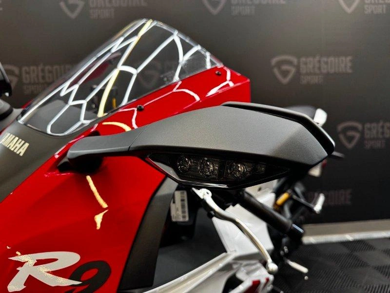 Yamaha Yzf-r9 70e Anniversaire 2026 alt