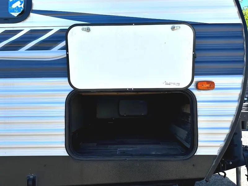 2020 Crossroads RV 280BH ZINGER thumbnail 10