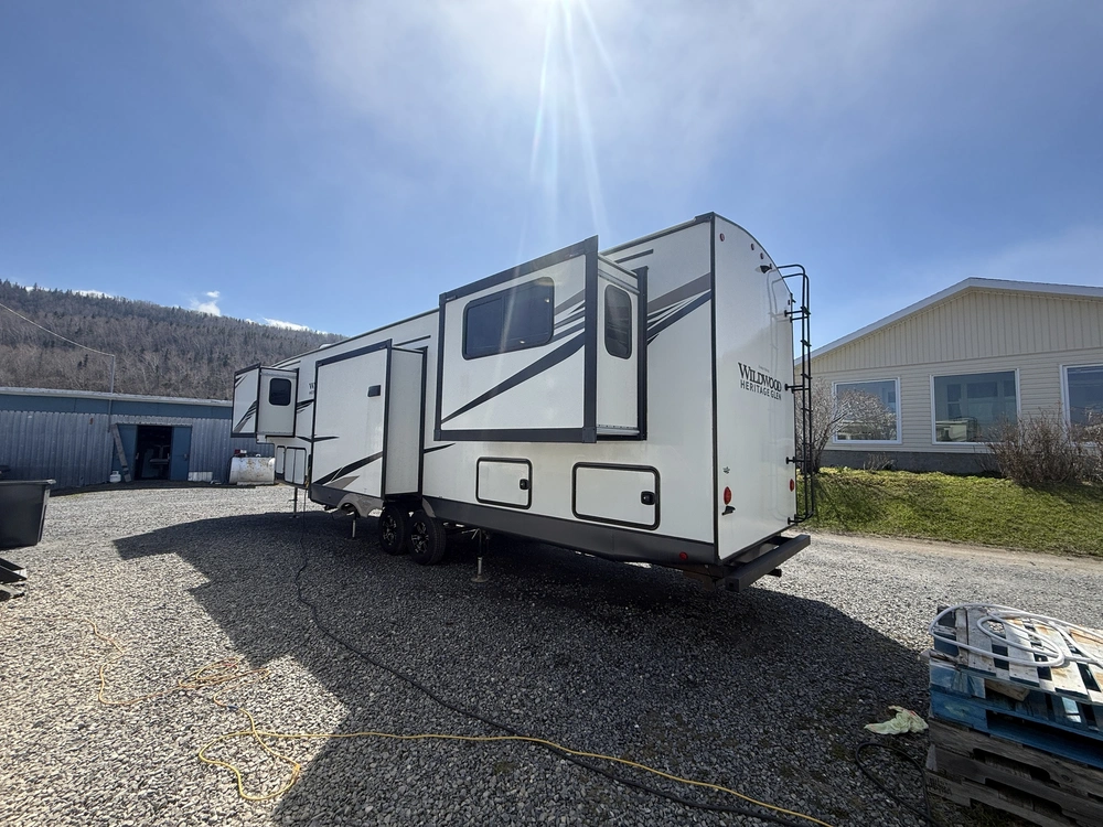 Wildwood 372rd 2022 alt