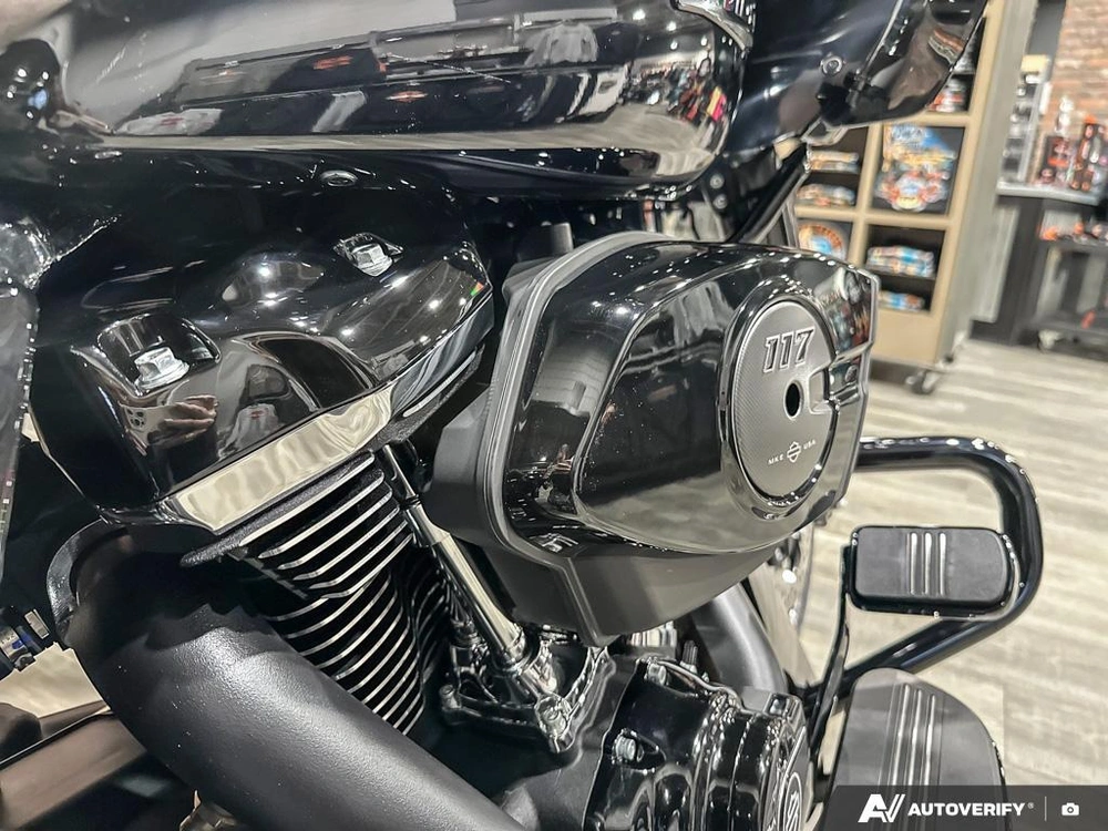 2026 Harley-davidson Road Glide alt